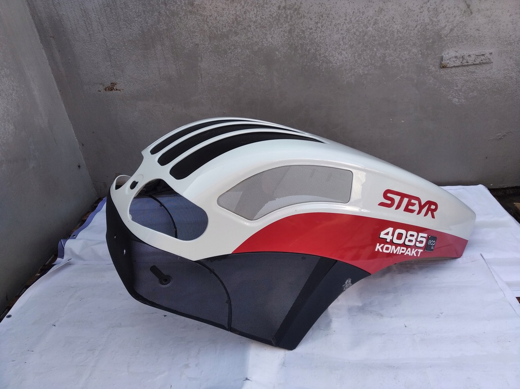 capó tapa motor steyr 4085 kompakt ($)
