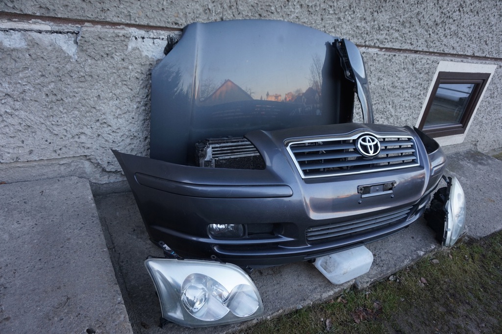 capó completo delantero avensis t25 ($)