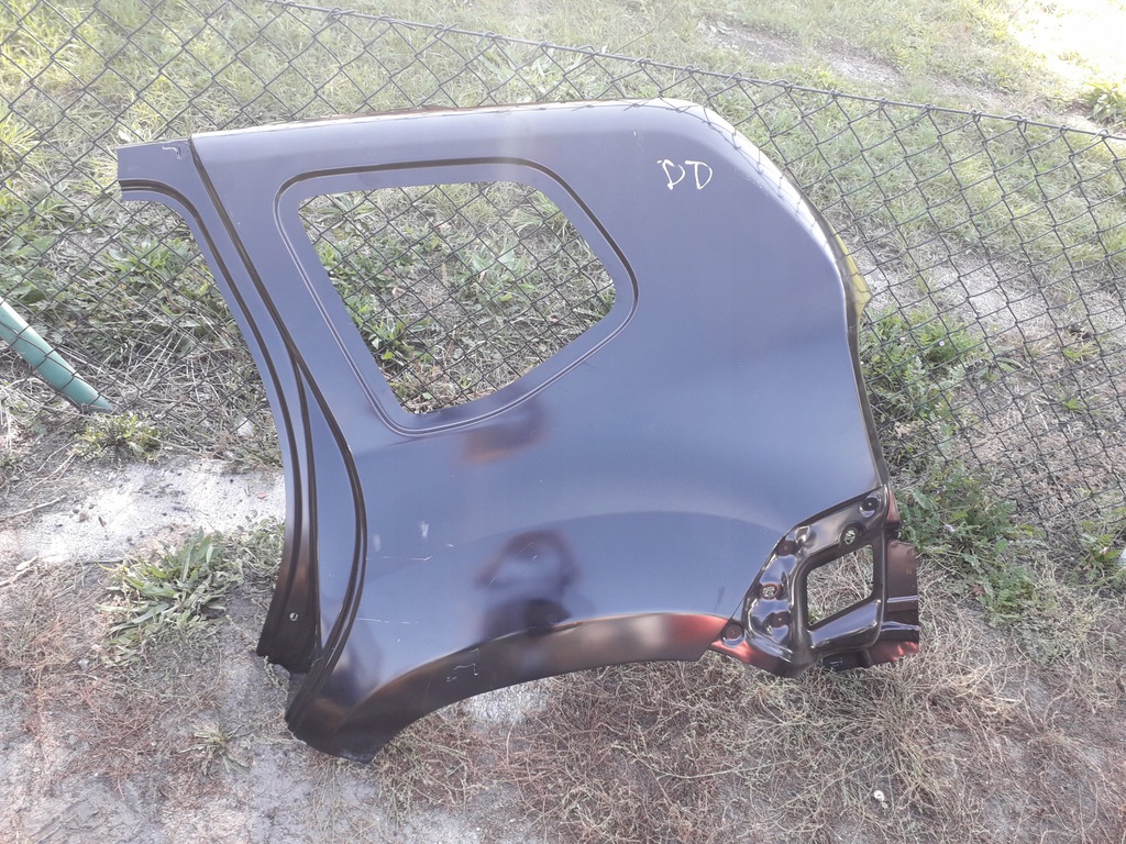 aleta trasero izq.  chapado dacia duster ($)