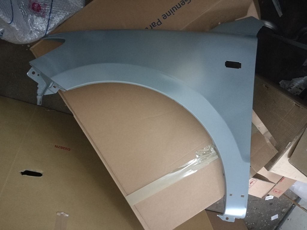 aleta delantero izq.  santa fe 06' 663102b270 ($)