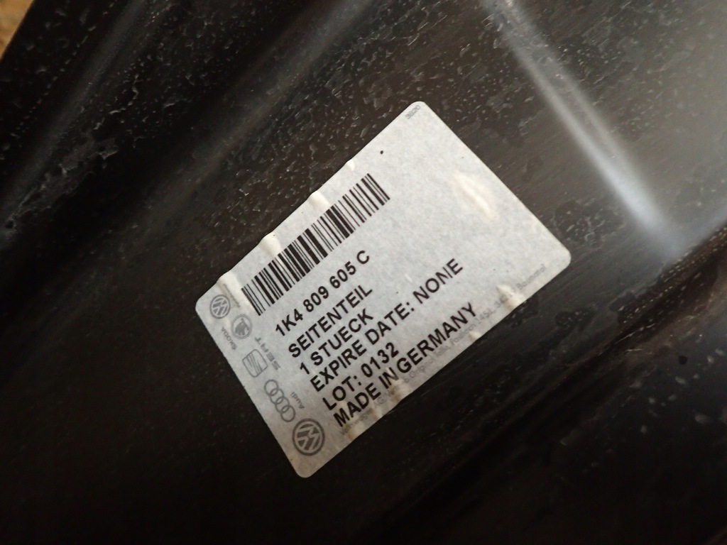 aleta trasero izq.  vw golf v 5 hb 1k4809605c ($)